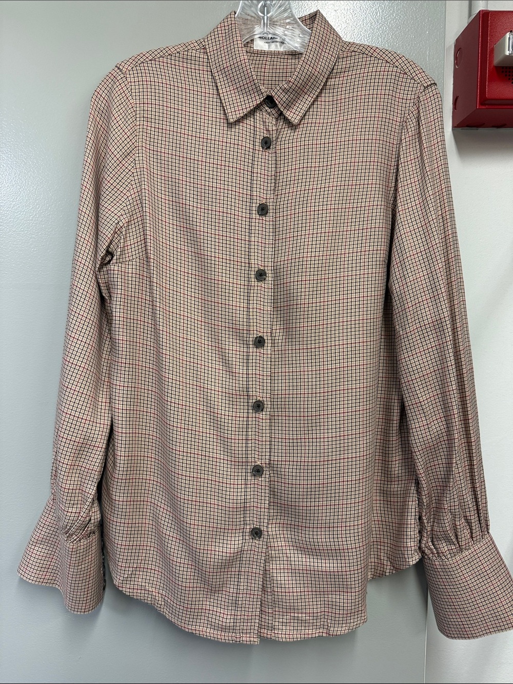 Women’s Button-Down Check Shirt in Light Beige with Navy